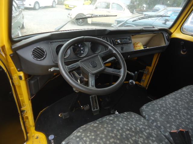 VOLKSWAGEN Kombi - Foto