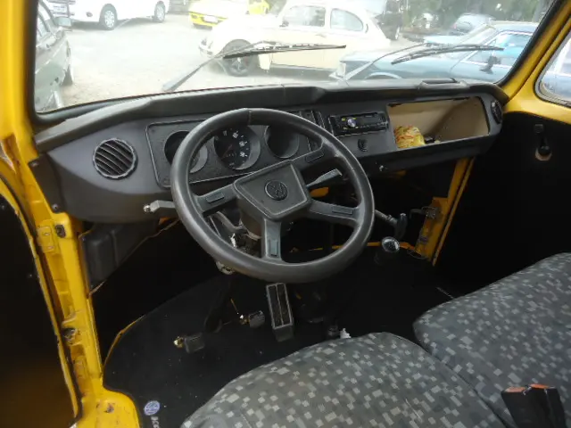 VOLKSWAGEN Kombi - Foto