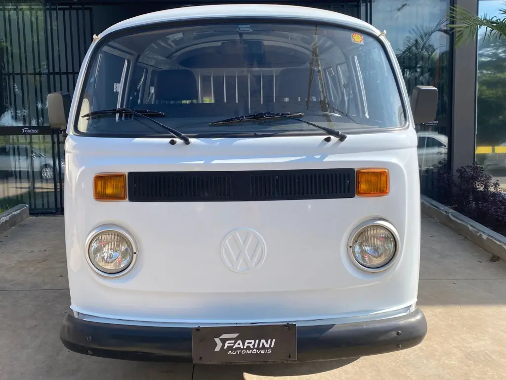 VOLKSWAGEN Kombi - Foto