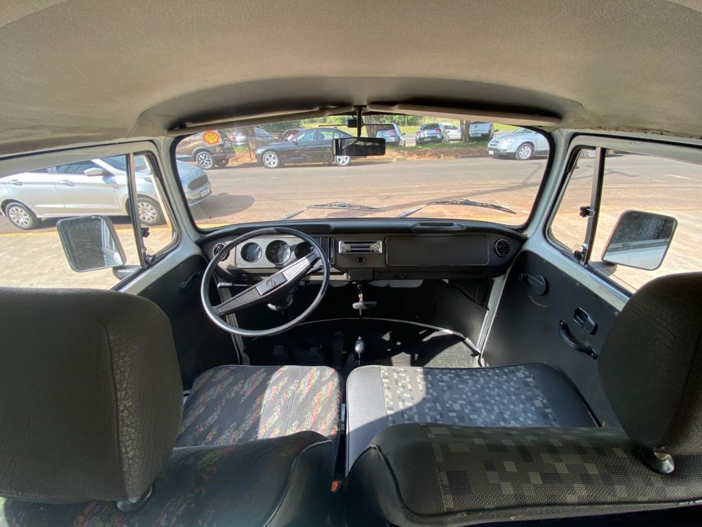 VOLKSWAGEN Kombi - Foto