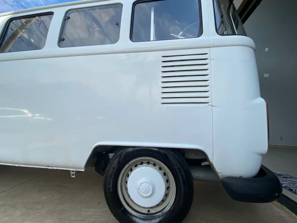 VOLKSWAGEN Kombi - Foto