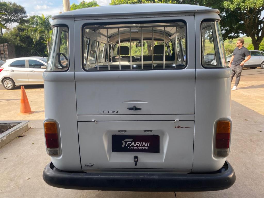 VOLKSWAGEN Kombi - Foto