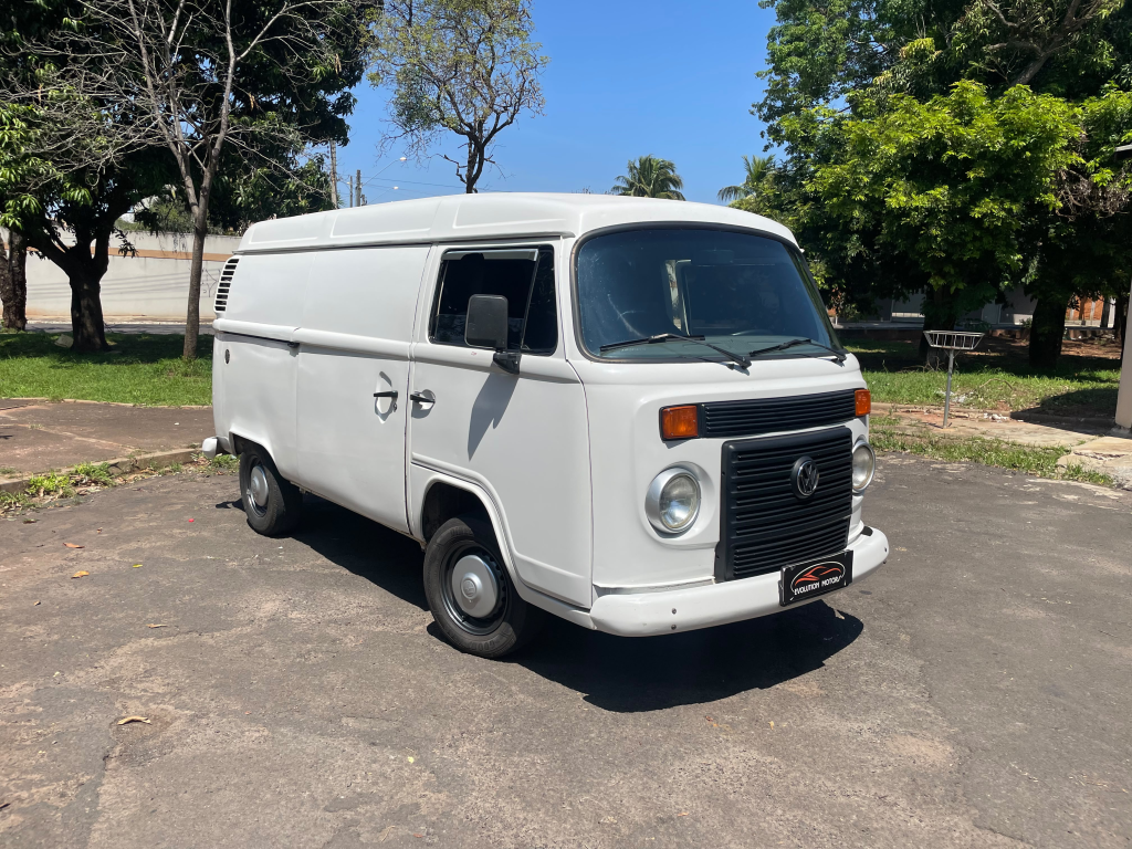 VOLKSWAGEN Kombi Furgão