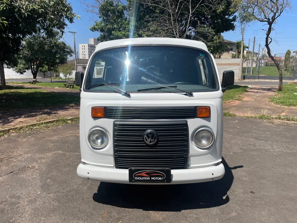 VOLKSWAGEN Kombi Furgão - Foto