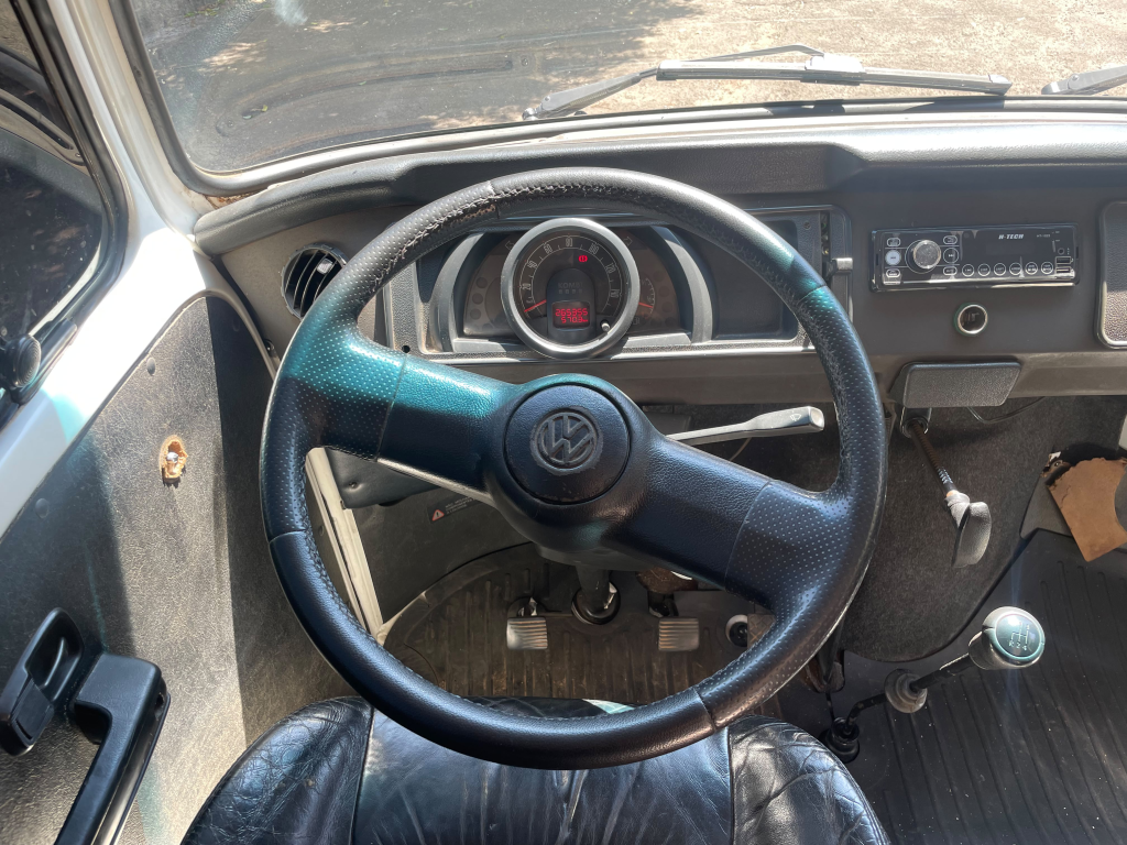 VOLKSWAGEN Kombi Furgão - Foto