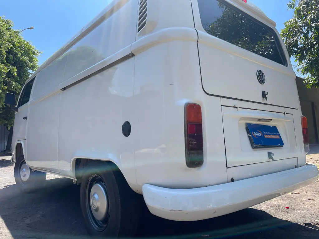 VOLKSWAGEN Kombi Furgão - Foto