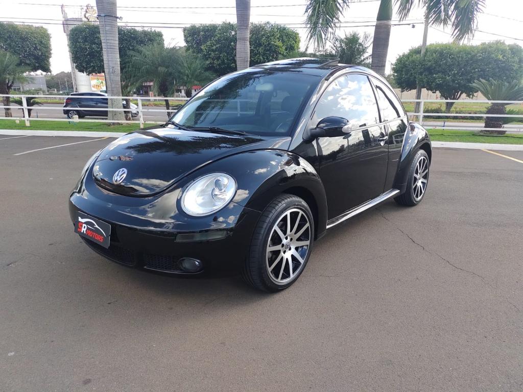 VOLKSWAGEN New Beetle