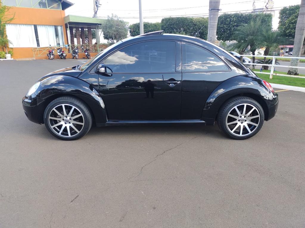 VOLKSWAGEN New Beetle - Foto