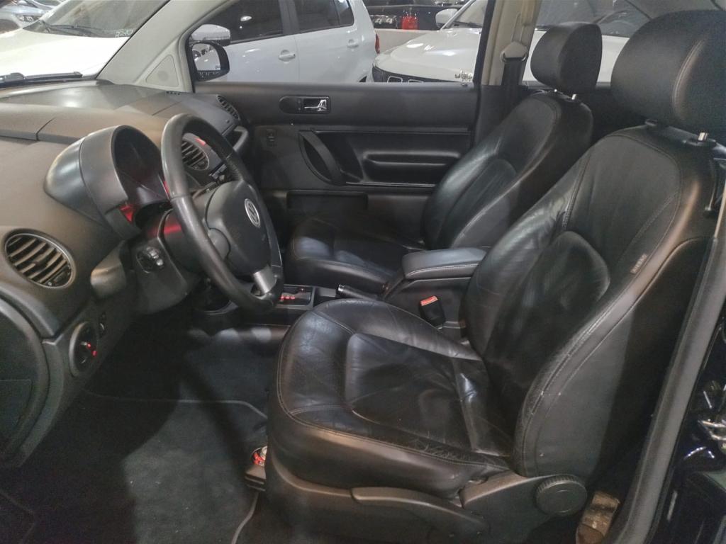 VOLKSWAGEN New Beetle - Foto