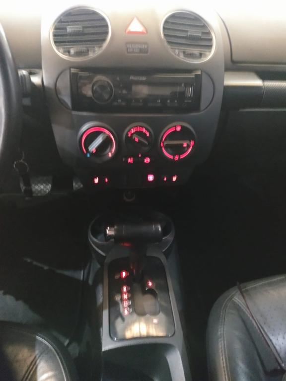 VOLKSWAGEN New Beetle - Foto