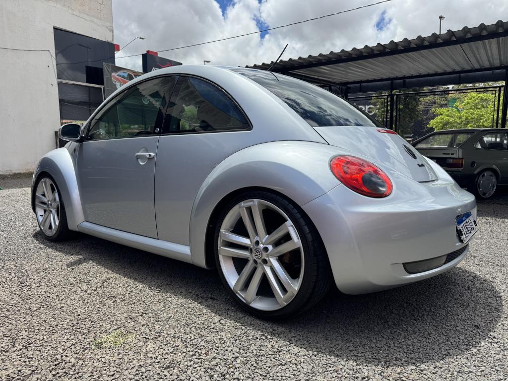 VOLKSWAGEN New Beetle - Foto