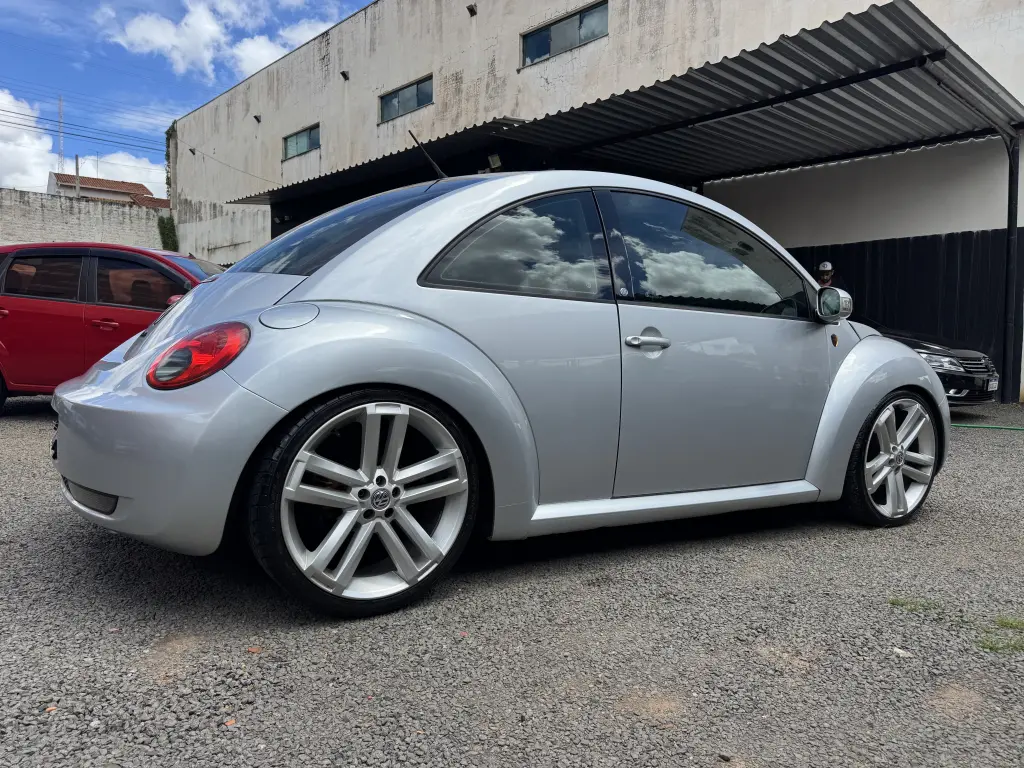 VOLKSWAGEN New Beetle - Foto