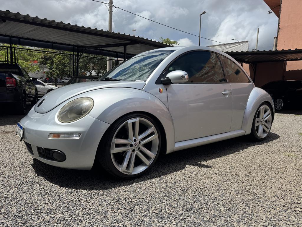VOLKSWAGEN New Beetle - Foto