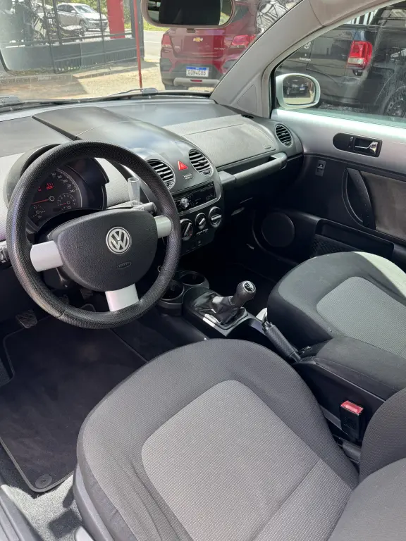 VOLKSWAGEN New Beetle - Foto