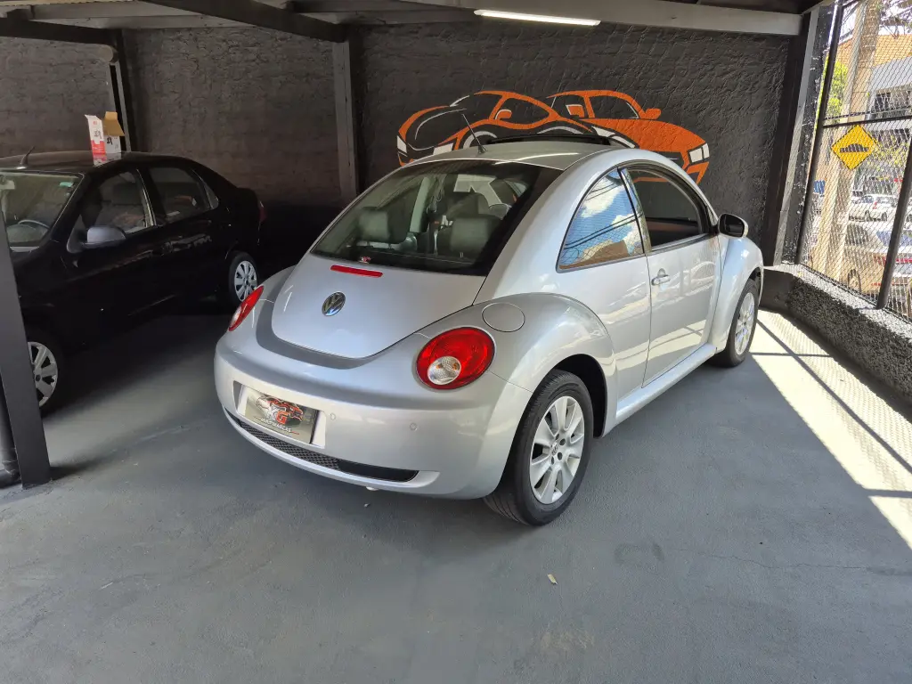 VOLKSWAGEN New Beetle - Foto
