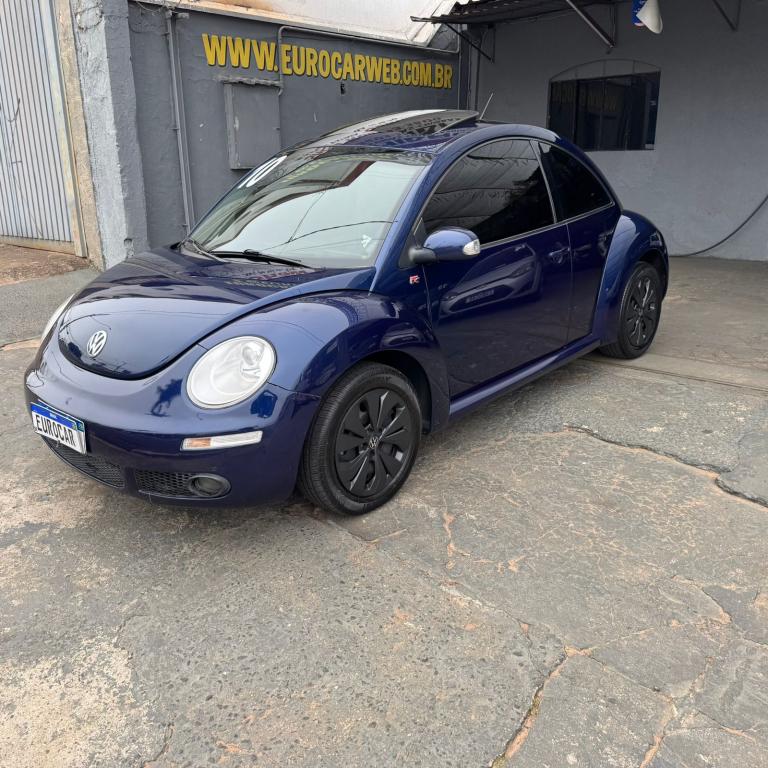 VOLKSWAGEN New Beetle
