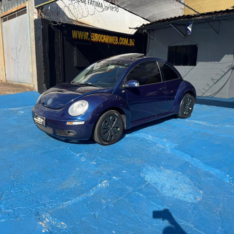 VOLKSWAGEN New Beetle