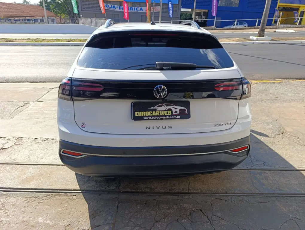 VOLKSWAGEN Nivus - Foto