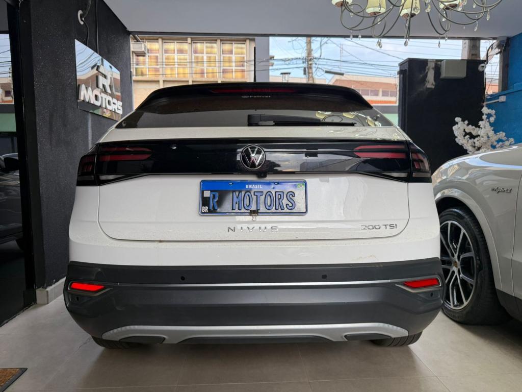 VOLKSWAGEN Nivus - Foto