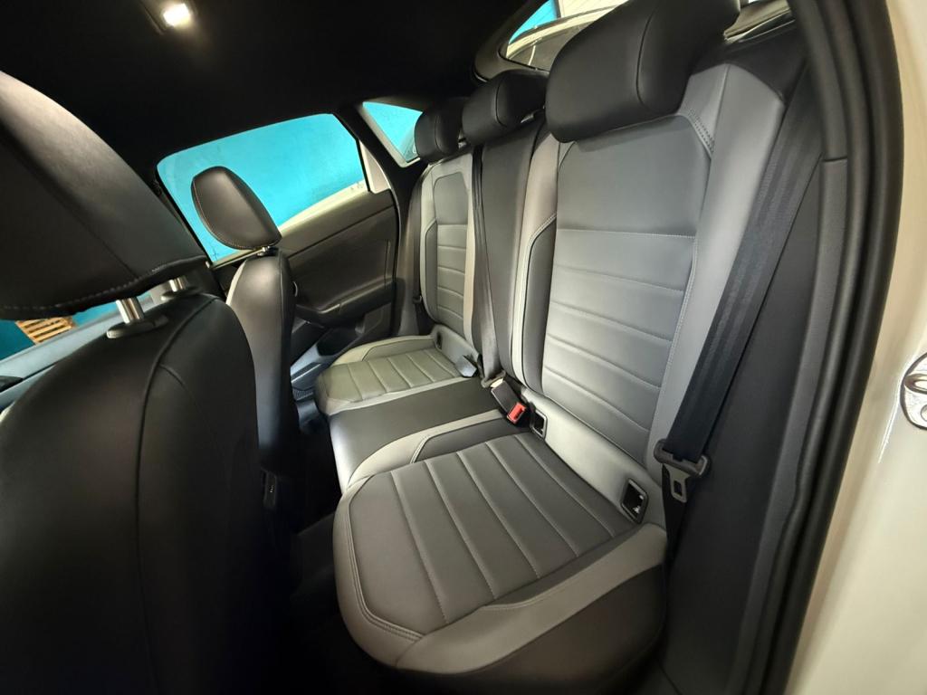 VOLKSWAGEN Nivus - Foto