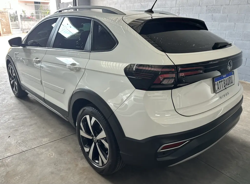 VOLKSWAGEN Nivus - Foto