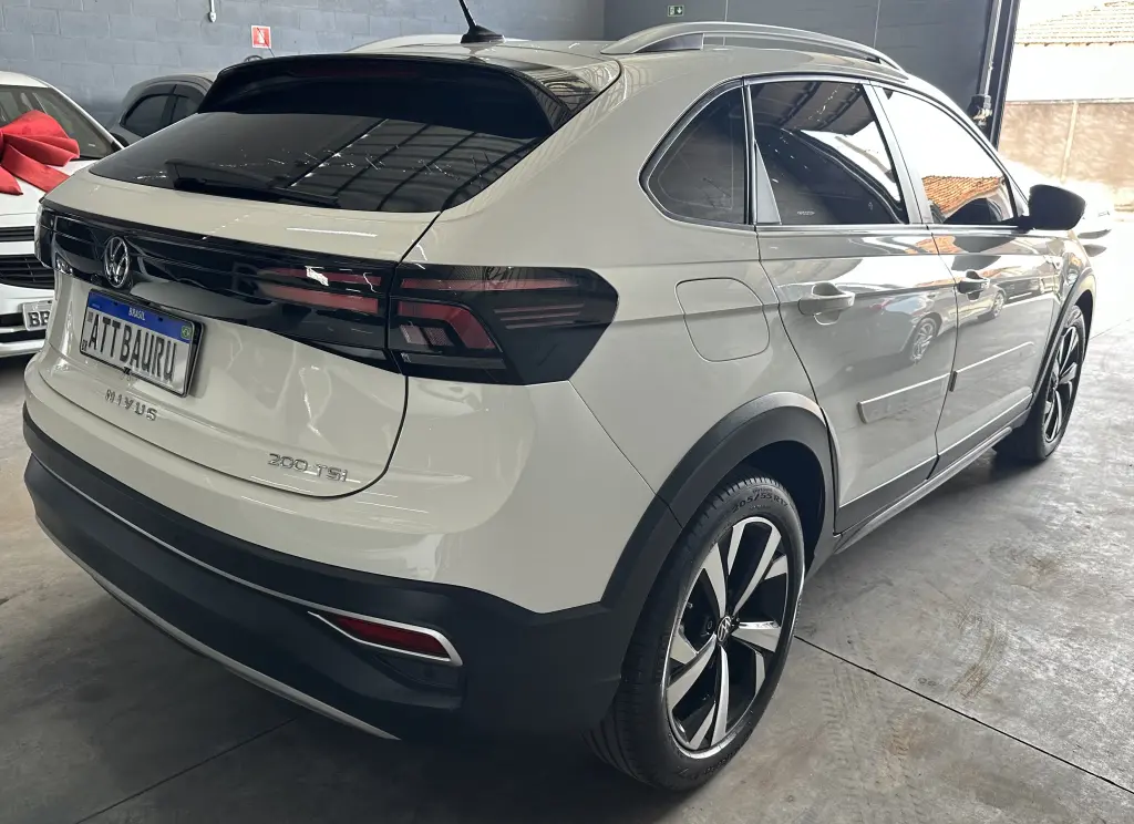 VOLKSWAGEN Nivus - Foto