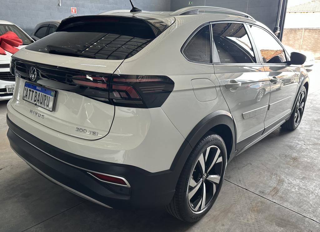 VOLKSWAGEN Nivus - Foto