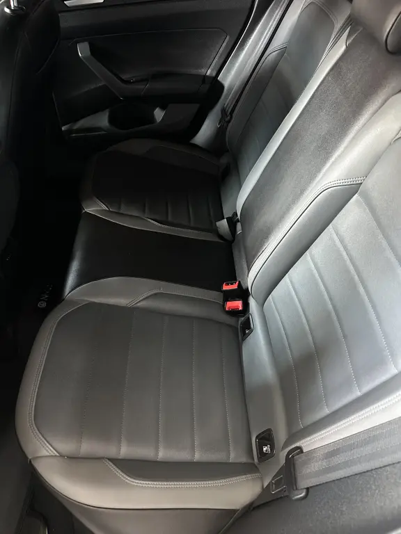 VOLKSWAGEN Nivus - Foto