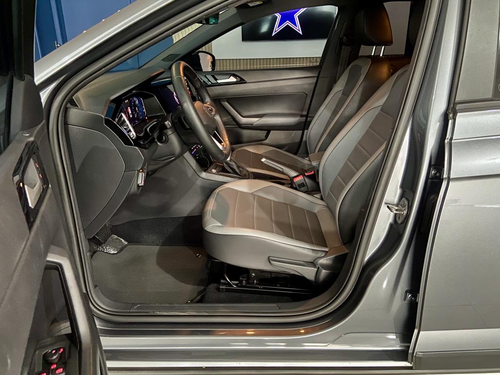 VOLKSWAGEN Nivus - Foto