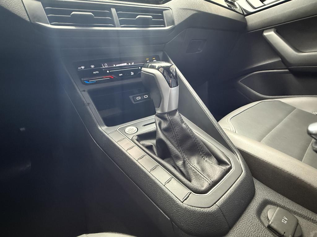 VOLKSWAGEN Nivus - Foto