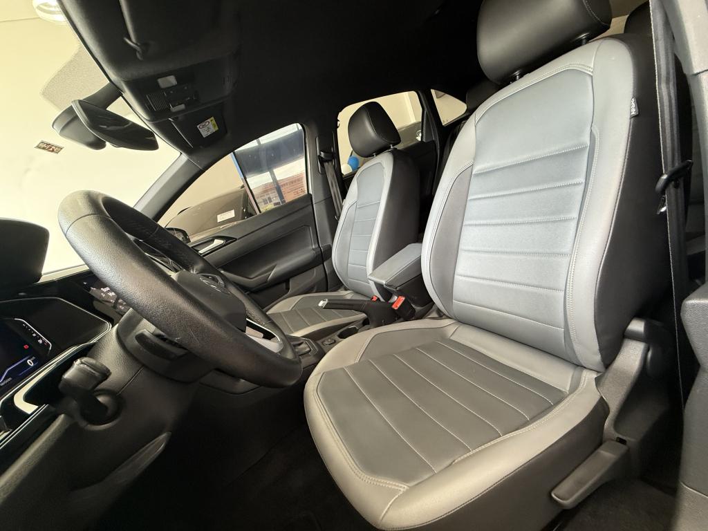 VOLKSWAGEN Nivus - Foto