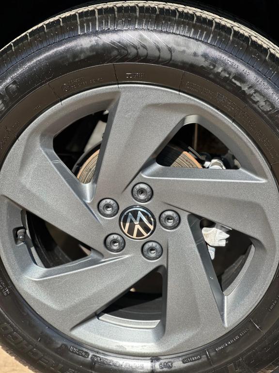 VOLKSWAGEN Nivus - Foto