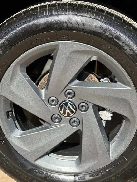 VOLKSWAGEN Nivus - Foto