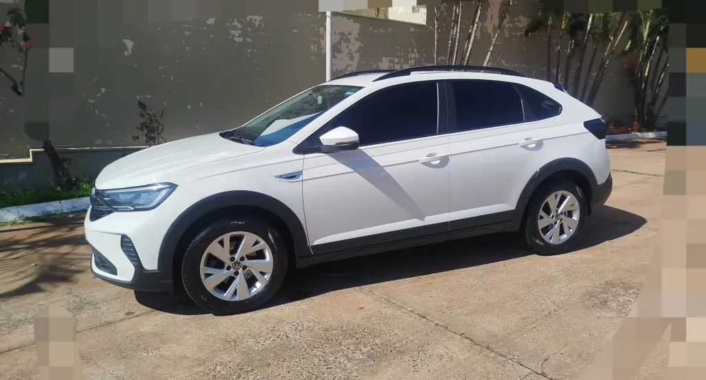 VOLKSWAGEN Nivus