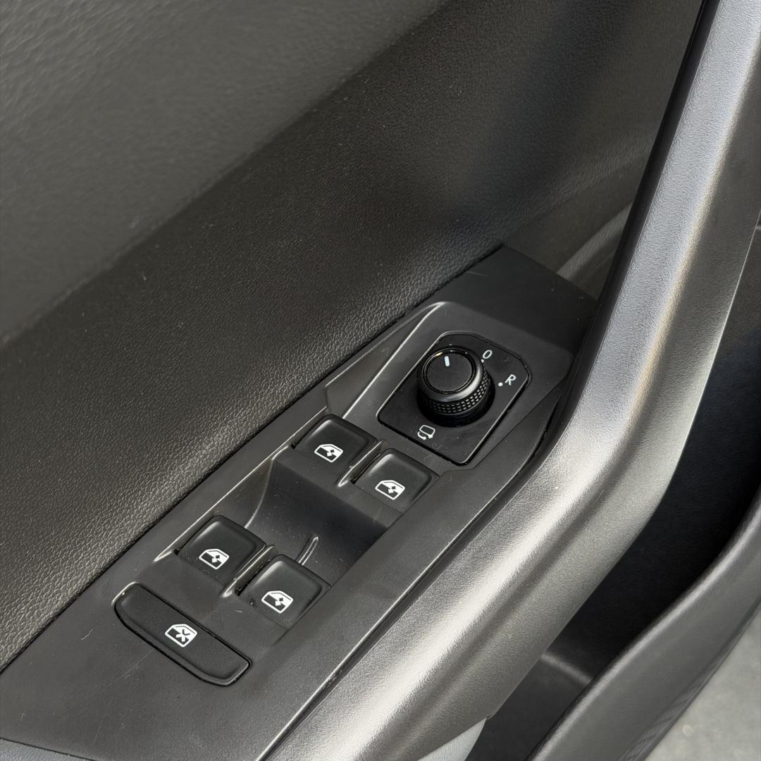 VOLKSWAGEN Nivus - Foto