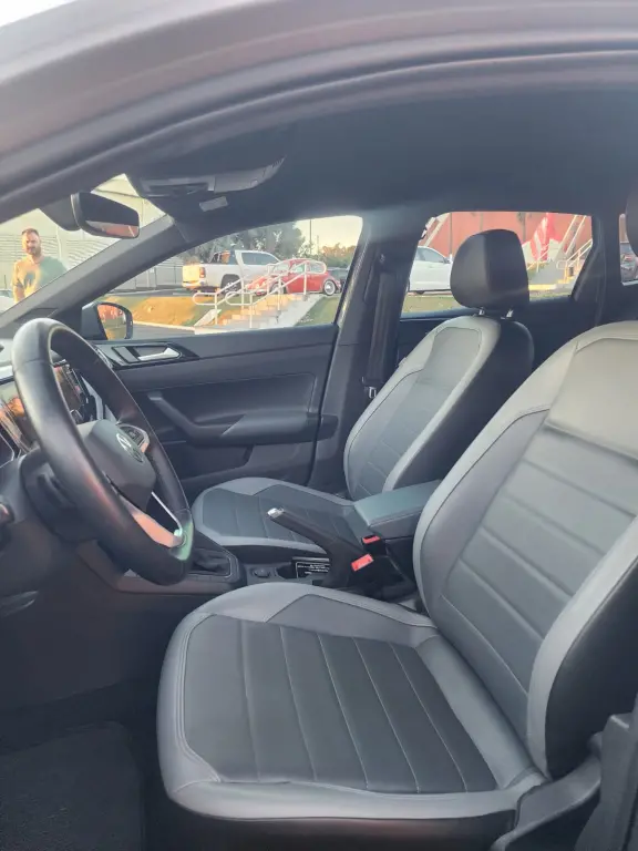 VOLKSWAGEN Nivus - Foto
