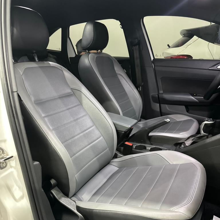 VOLKSWAGEN Nivus - Foto