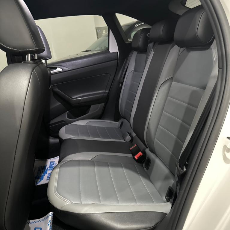 VOLKSWAGEN Nivus - Foto