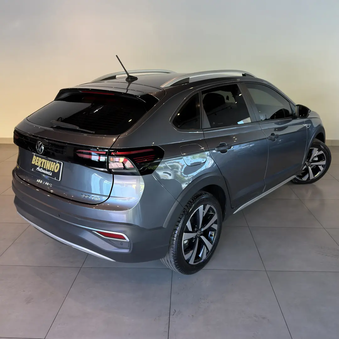 VOLKSWAGEN Nivus - Foto