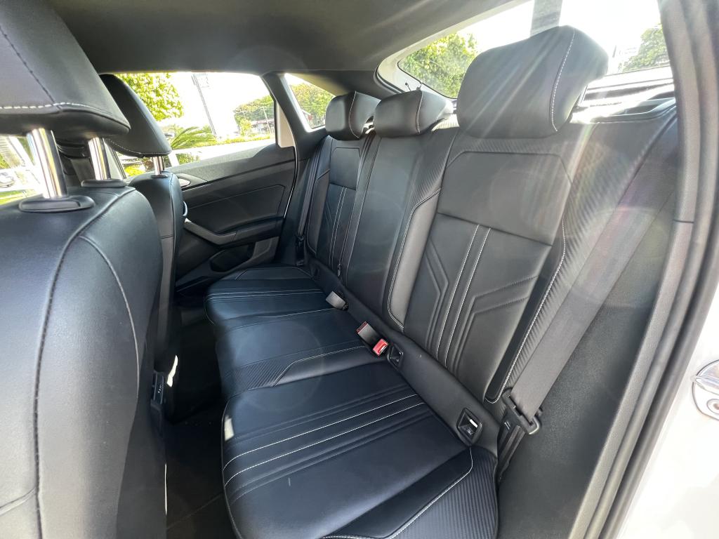 VOLKSWAGEN Nivus - Foto