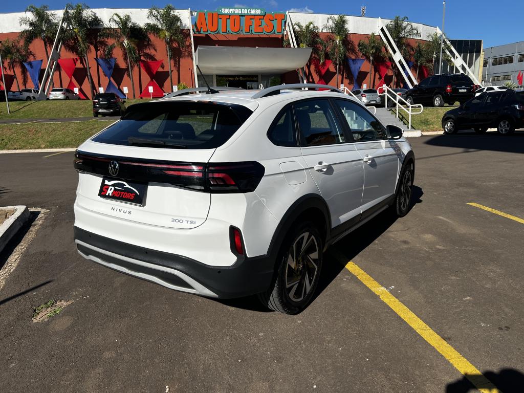 VOLKSWAGEN Nivus - Foto
