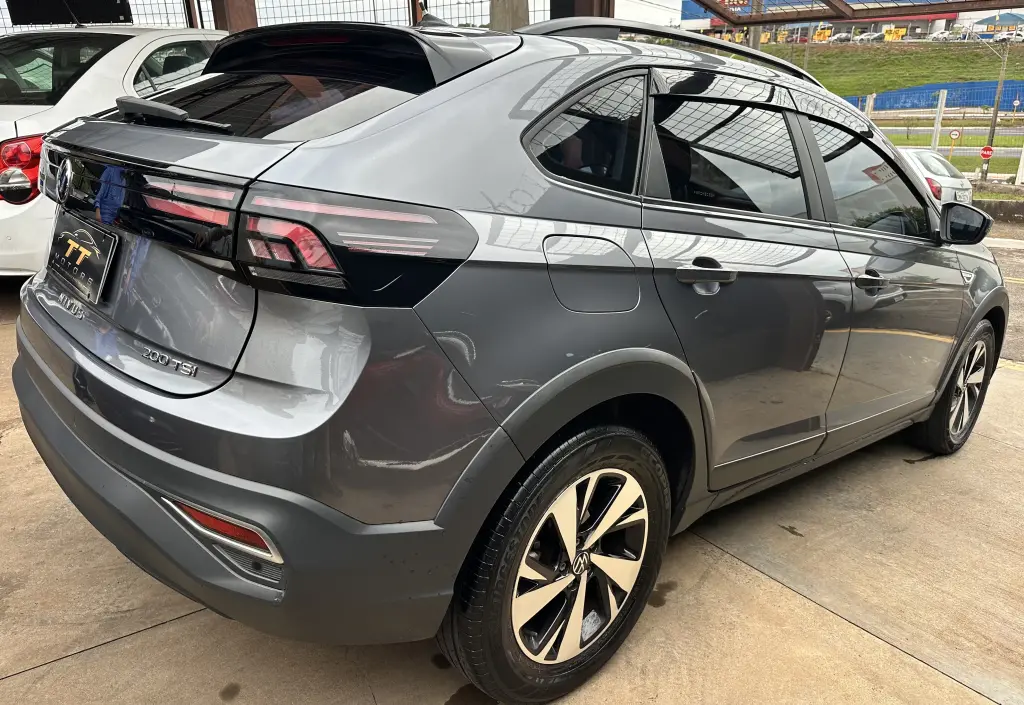 VOLKSWAGEN Nivus - Foto