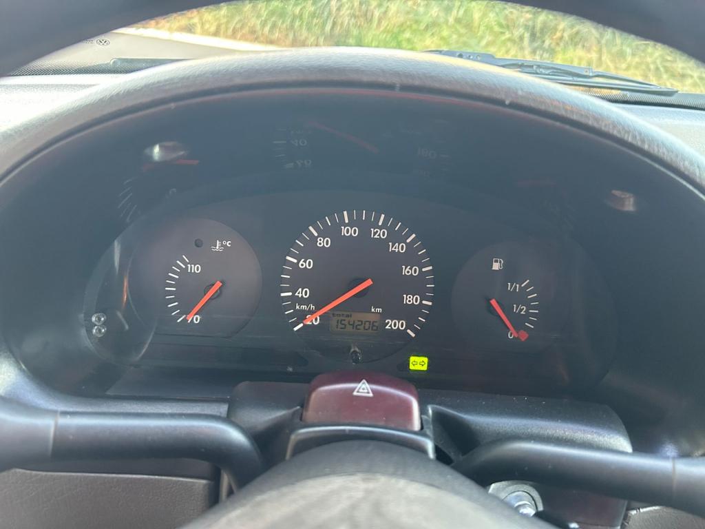 VOLKSWAGEN Parati - Foto