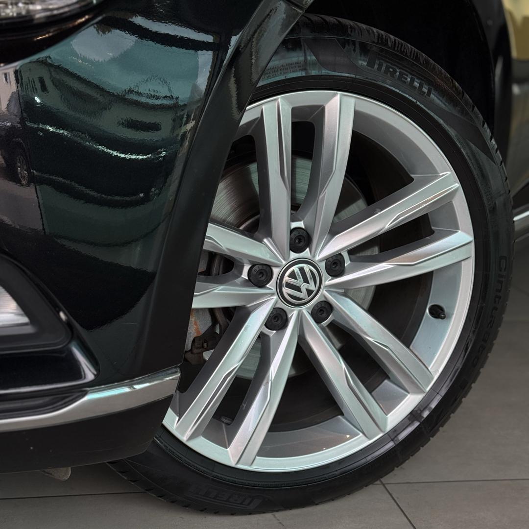 VOLKSWAGEN Passat - Foto