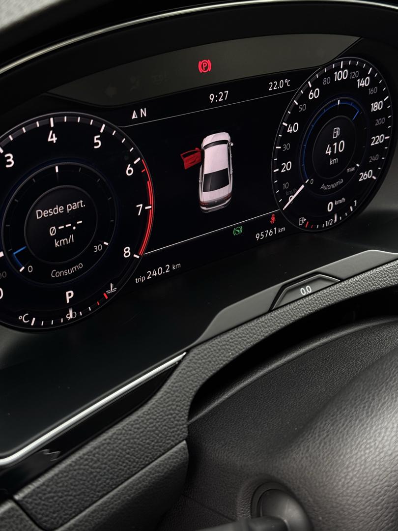 VOLKSWAGEN Passat - Foto