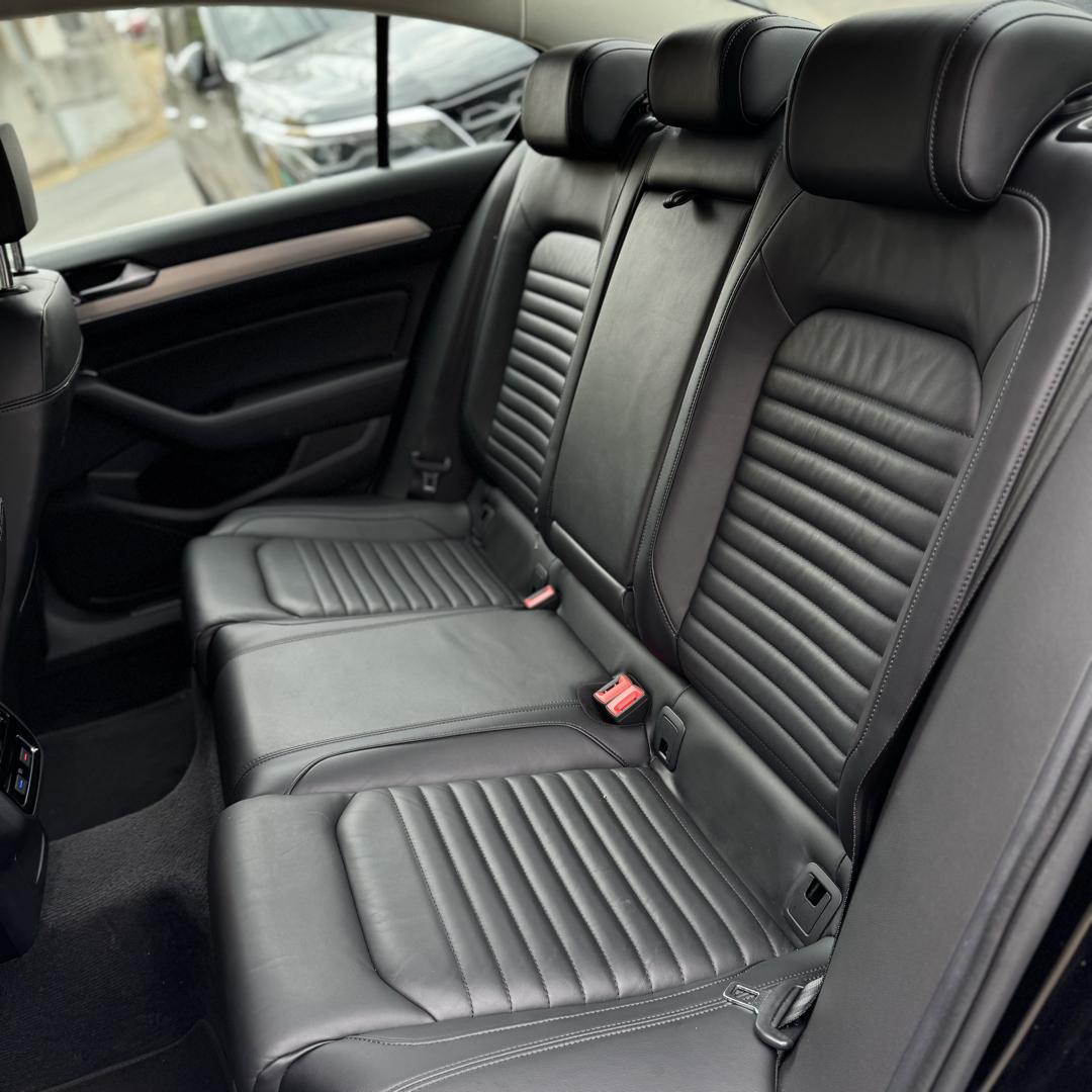 VOLKSWAGEN Passat - Foto