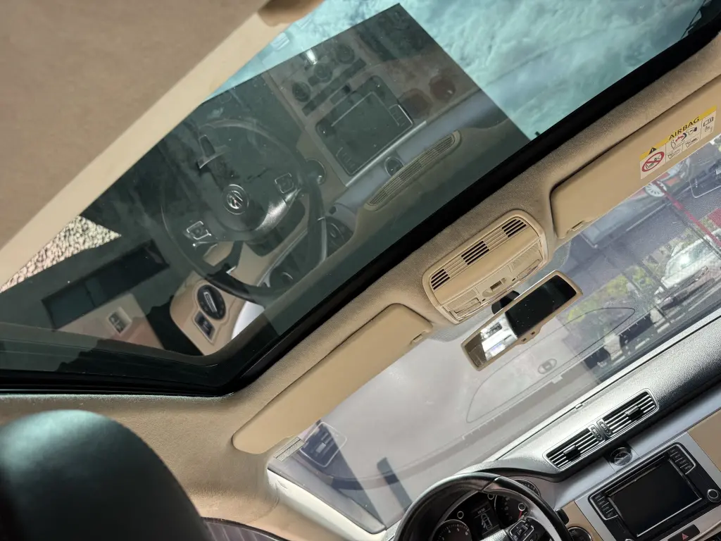 VOLKSWAGEN Passat - Foto