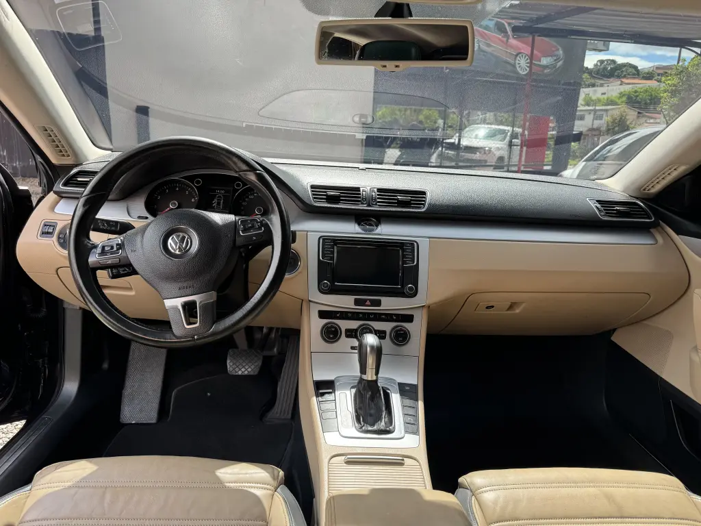 VOLKSWAGEN Passat - Foto