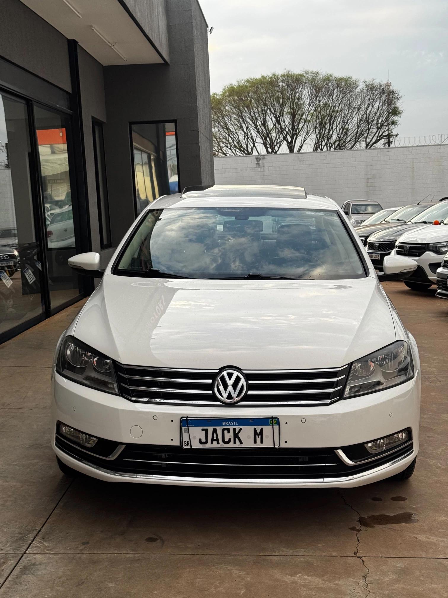 VOLKSWAGEN Passat - Foto