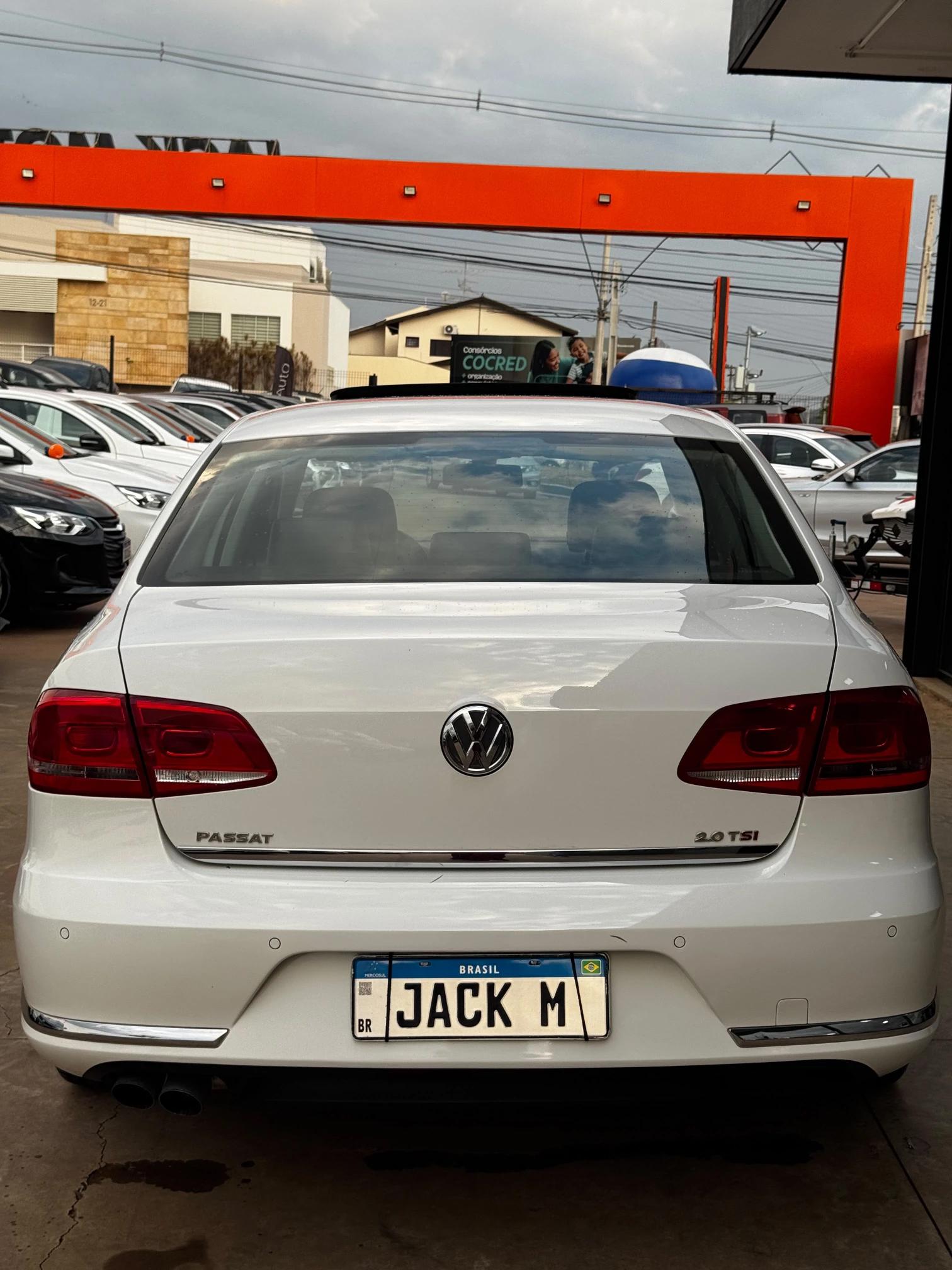 VOLKSWAGEN Passat - Foto
